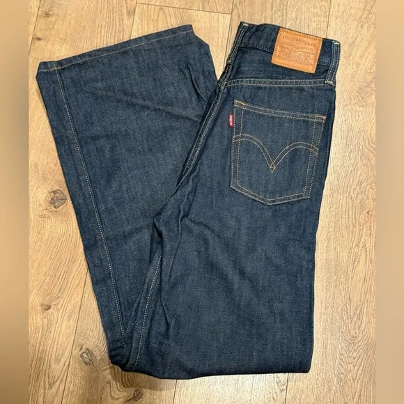 Women’s Levi’s Premium W25 L34 Classic Dark Blue Ribcage Wide Leg Jeans-LIKE NEW - Picture 16 of 16